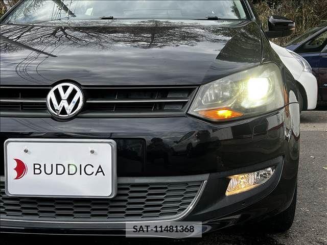 VolksWagen POLO 2011-06 218261-3