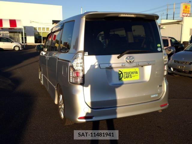 Toyota VOXY 2013-02 248537-10