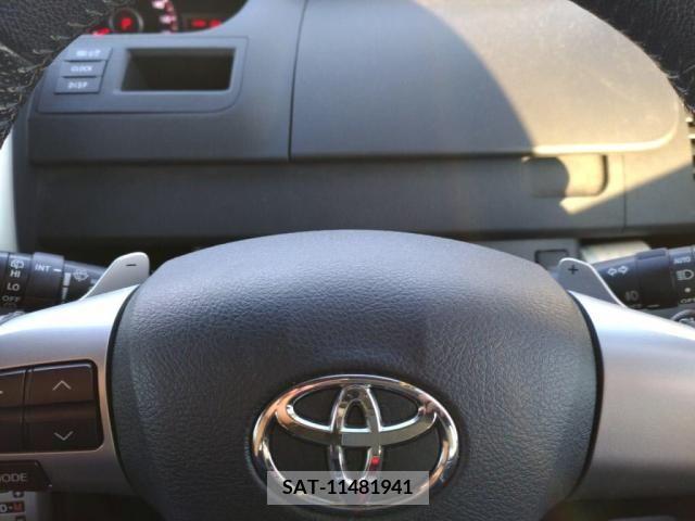 Toyota VOXY 2013-02 248537-15