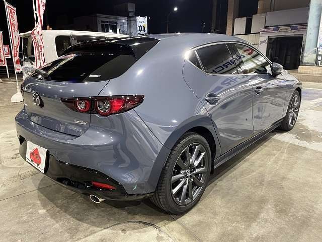 Mazda MAZDA3 2021-09 181561-2