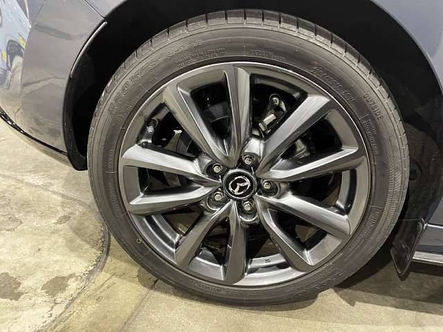 Mazda MAZDA3 2021-09 181561-3