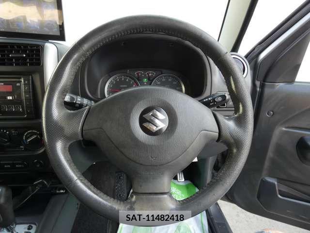 Suzuki JIMNY 2006-03 387179-13