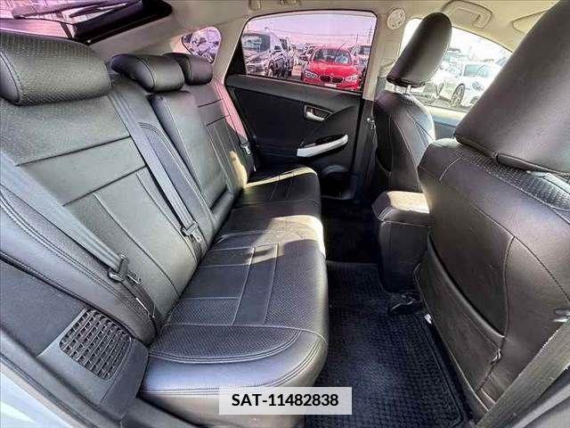Toyota PRIUS 2013-11 366605-17