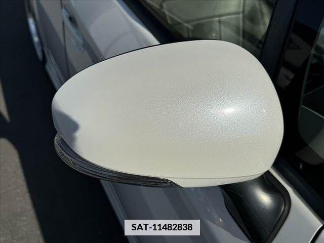 Toyota PRIUS 2013-11 366605-29