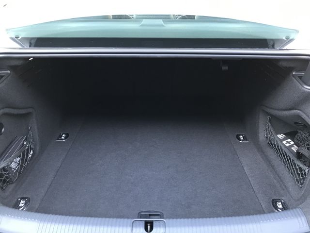 Audi A4 2017-07 181103-26