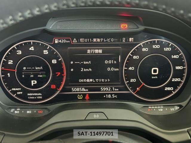 Audi Q2 2017-08 376769-6