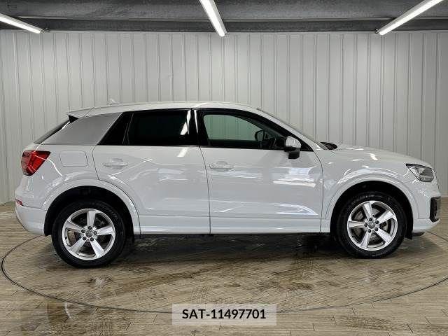 Audi Q2 2017-08 376769-12