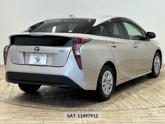 Toyota PRIUS 2018-08 246730-13