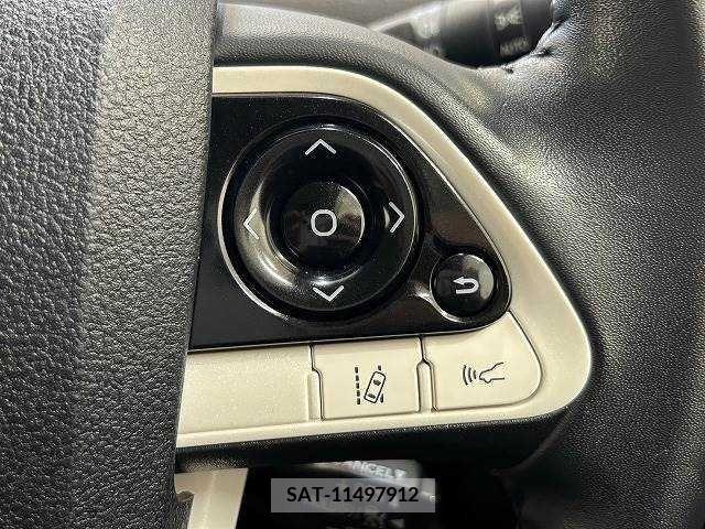 Toyota PRIUS 2018-08 246730-5