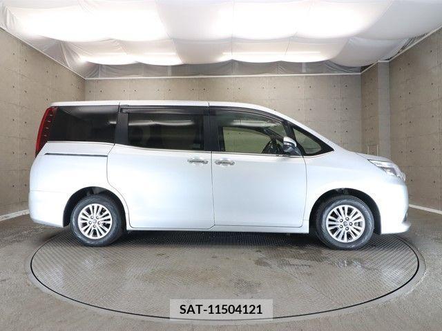 Toyota ESQUIRE 2014-12 321453-22