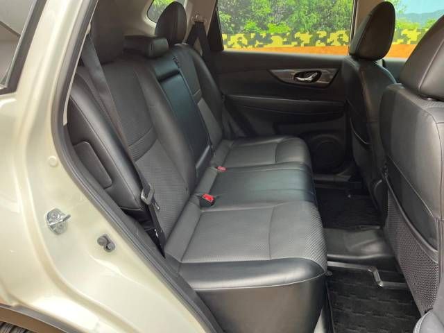 Nissan X-TRAIL 2015-06 17674-9