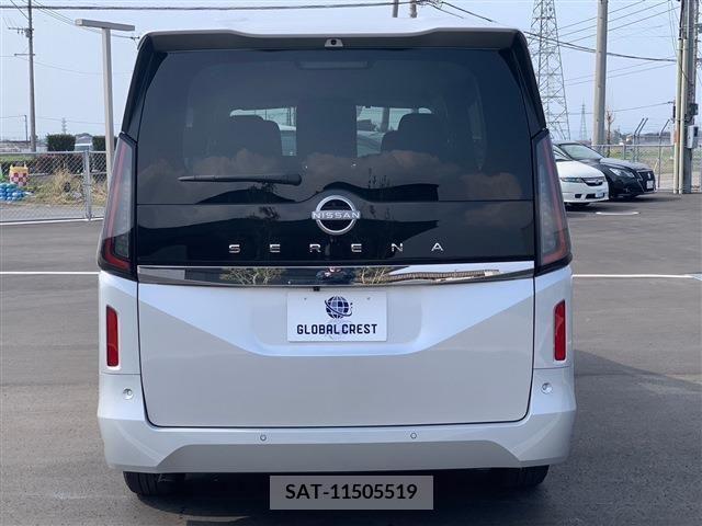 Nissan SERENA 2023-03 209065-10