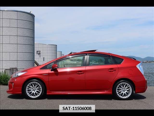 Toyota PRIUS 2013-07 366679-2