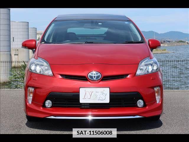 Toyota PRIUS 2013-07 366679-1