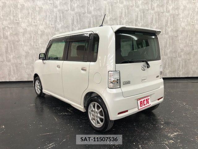 Toyota PIXIS SPACE 2013-05 204550-8