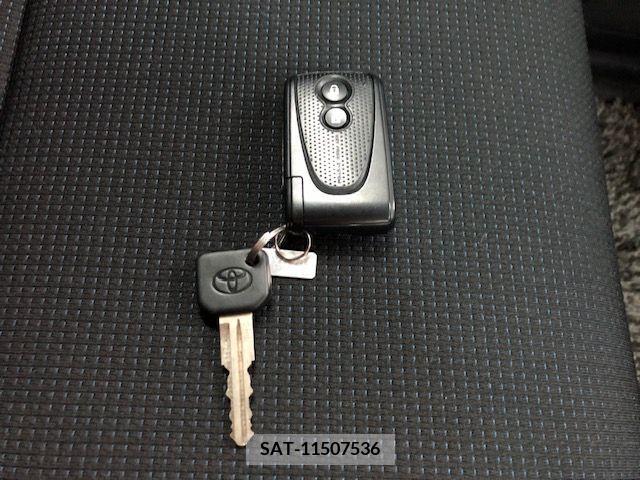 Toyota PIXIS SPACE 2013-05 204550-15