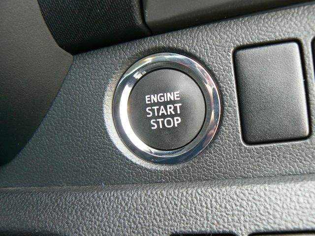 Toyota RACTIS 2011-01 1308-11