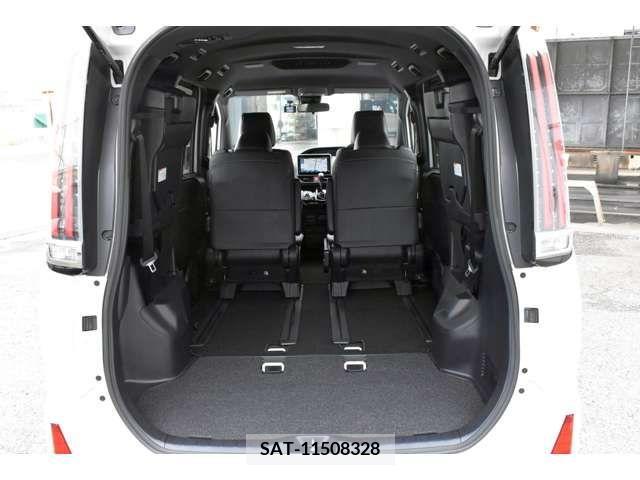 Toyota NOAH 2019-11 374470-15
