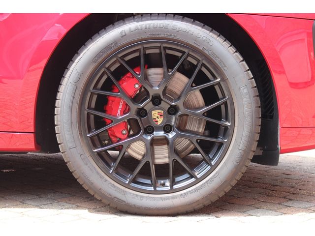 Porsche MACAN 2020-08 6406-3