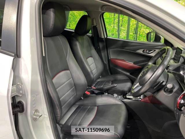 Mazda CX-3 2015-02 350703-8