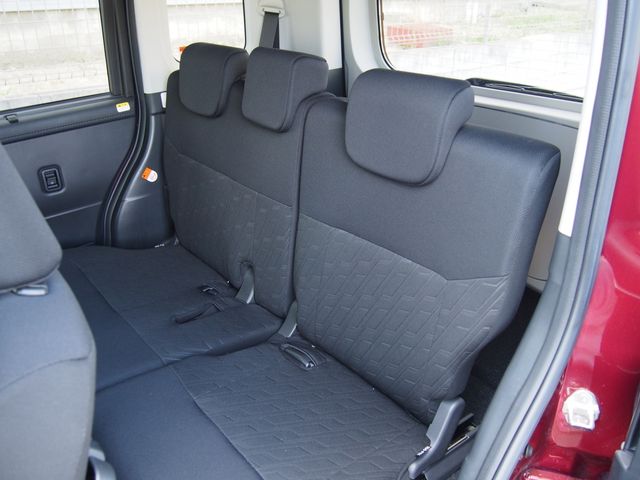 Toyota ROOMY 2019-02 3952-6