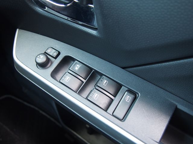 Toyota ROOMY 2019-02 3952-15