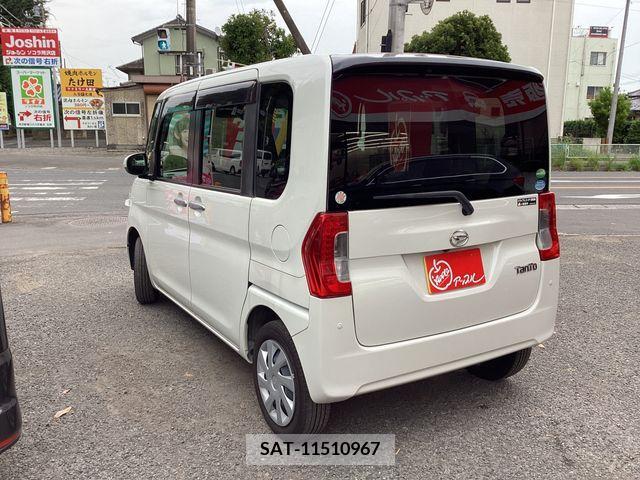 Daihatsu TANTO 2018-05 338533-9