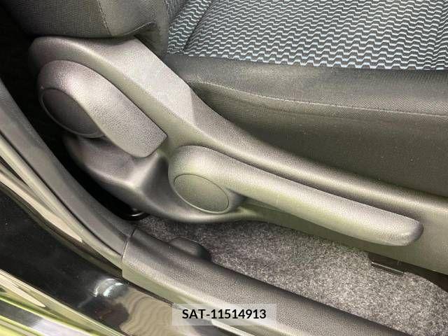 Nissan NOTE 2013-01 253311-7