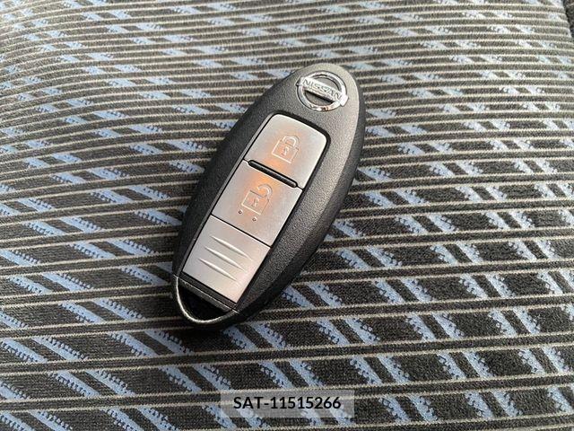 Nissan NOTE 2013-01 255584-6