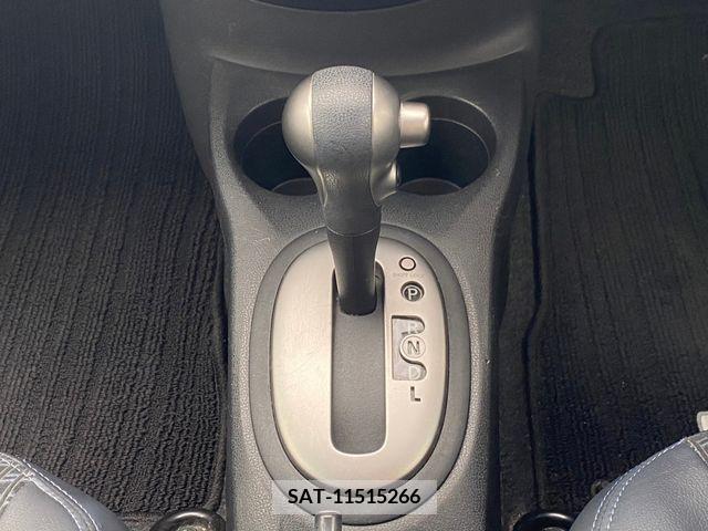 Nissan NOTE 2013-01 255584-7