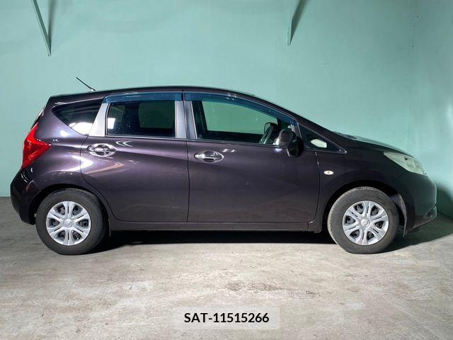 Nissan NOTE 2013-01 255584-17