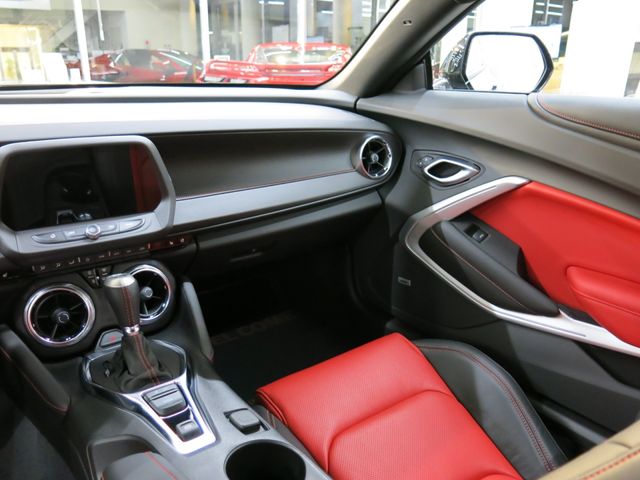 Chevrolet CAMARO 2022-09 187392-24