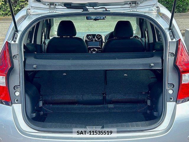 Nissan NOTE 2019-04 365402-21