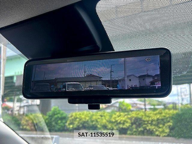 Nissan NOTE 2019-04 365402-17