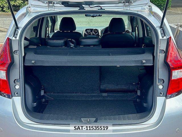 Nissan NOTE 2019-04 365402-15