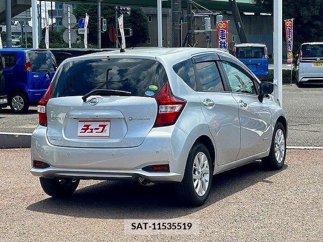 Nissan NOTE 2019-04 365402-2