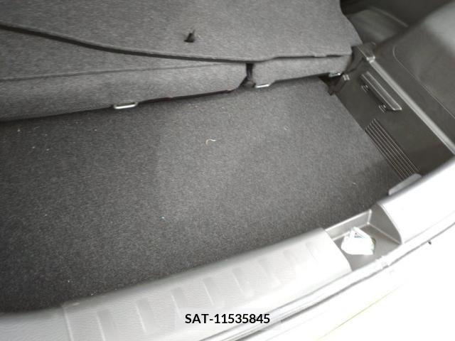Suzuki SWIFT 2012-02 326439-27