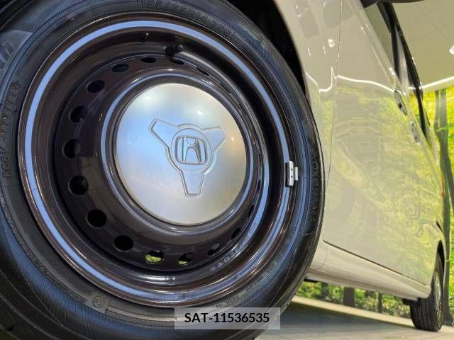 Honda N BOX 2022-04 278535-13