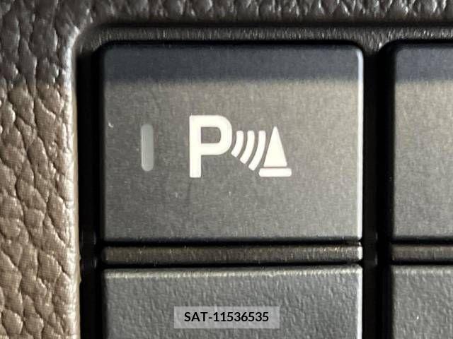 Honda N BOX 2022-04 278535-6