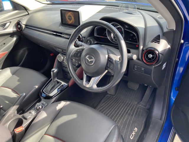 Mazda CX-3 2016-06 13583-1