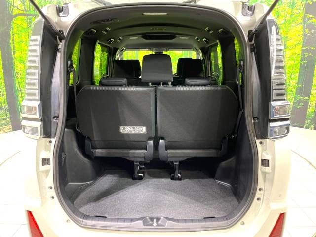 Toyota VOXY 2019-05 10213-11