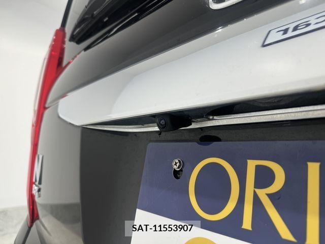 Honda N BOX 2022-06 333888-13