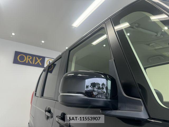 Honda N BOX 2022-06 333888-5