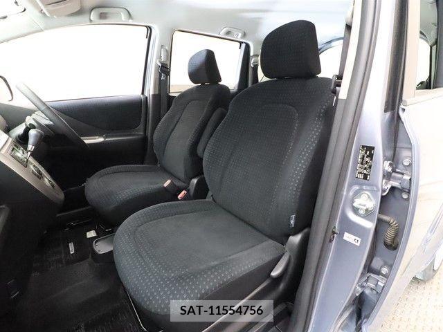 Toyota RACTIS 2010-02 326835-5