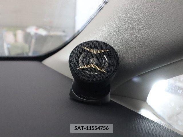 Toyota RACTIS 2010-02 326835-9