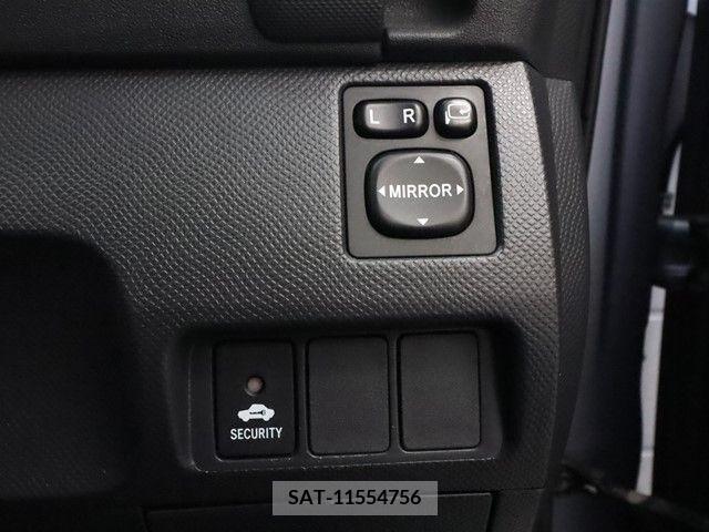 Toyota RACTIS 2010-02 326835-11