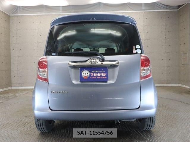 Toyota RACTIS 2010-02 326835-23