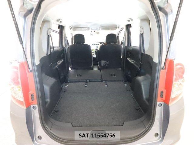 Toyota RACTIS 2010-02 326835-7