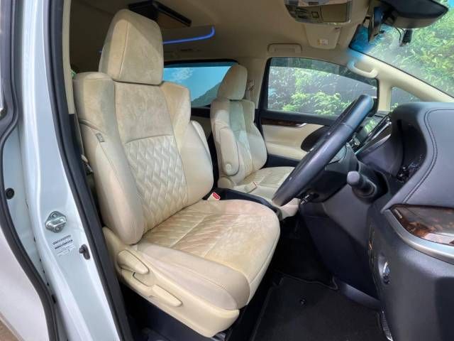 Toyota ALPHARD 2019-11 27081-8