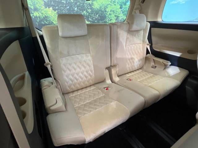 Toyota ALPHARD 2019-11 27081-10